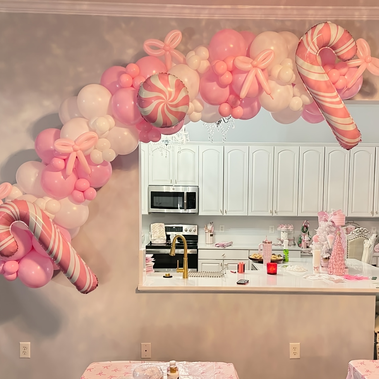مجموعة أقواس بالونات وردية 141 - مراجعة Wedding Balloon Arch وسعره